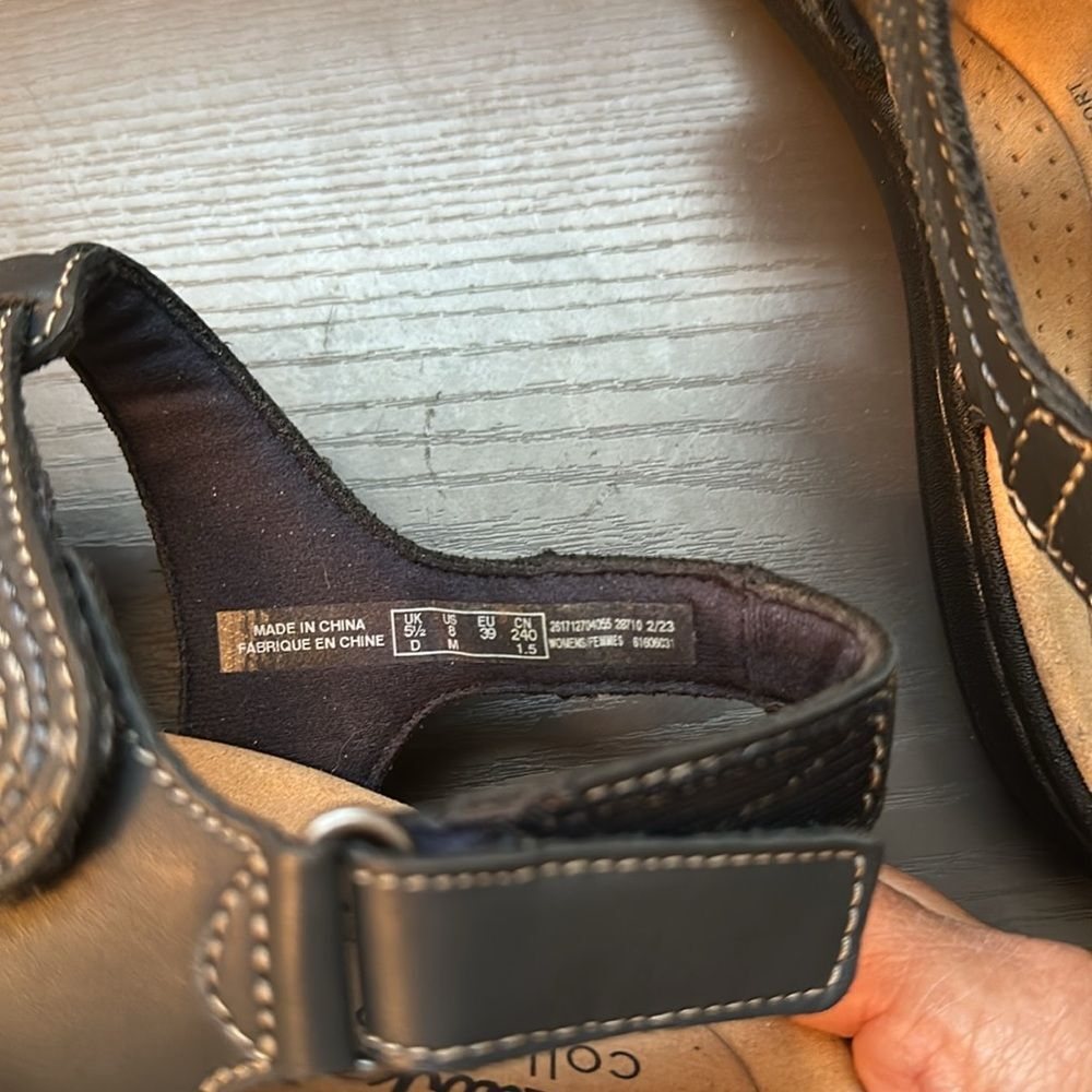 Clarks Gray Comfort Sandals, NWOT - Picture 3 of 4